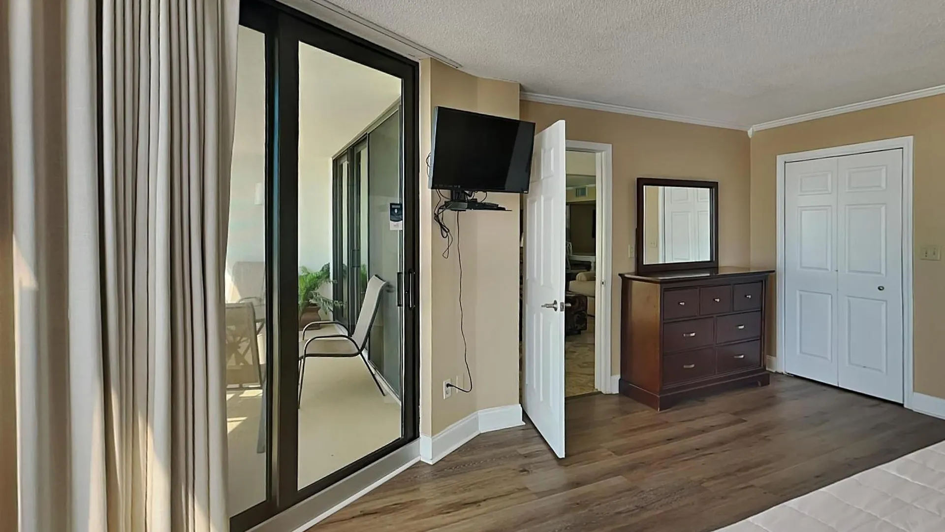 Edgewater Tower II 504 Apartment Panama City Beach United States